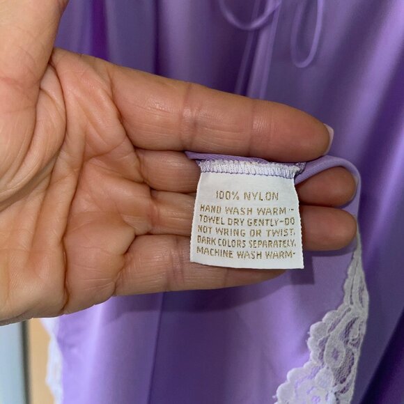 Lucie Ann Vintage Womens Nightgown Size Small Lavender Lace Tie Front - Picture 10 of 14